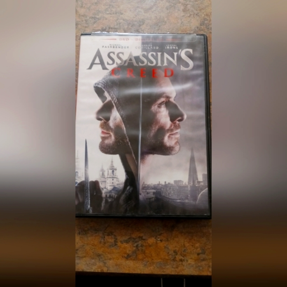Assassin's Creed DVD Movie - Black/Gray